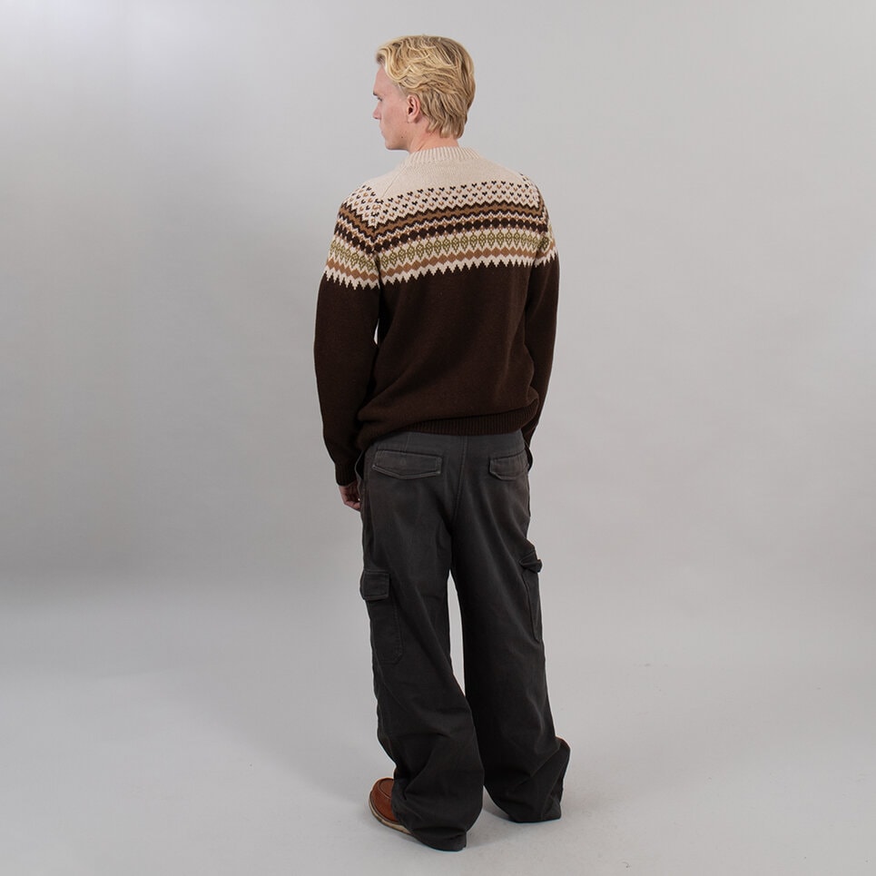Sarek sweater