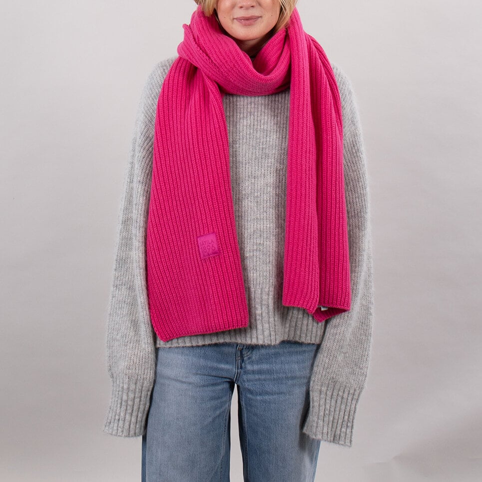 Lexby scarf