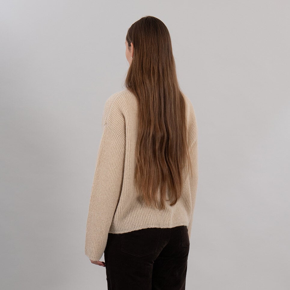 Tuva sweater