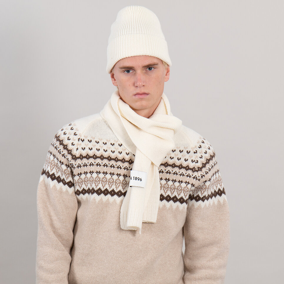 Elis scarf