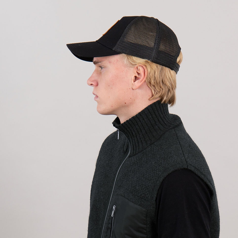 Trucker cap