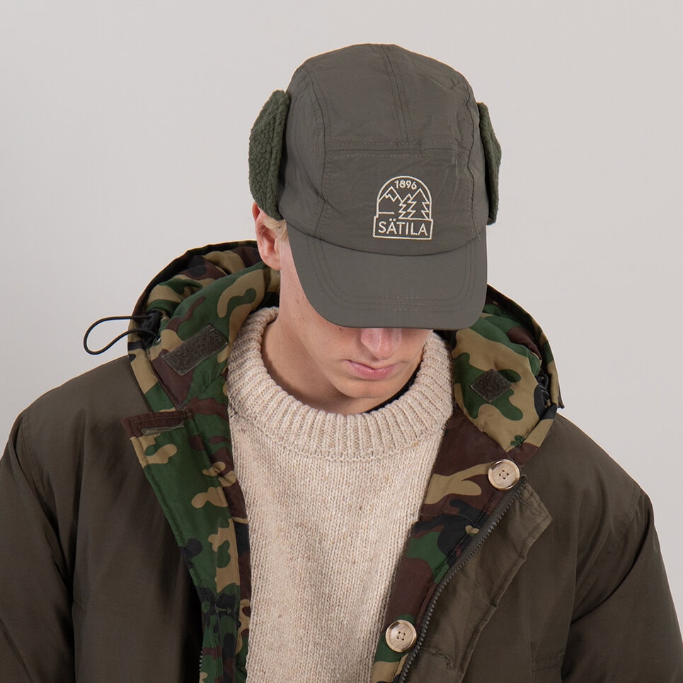 Sport cap - earflap