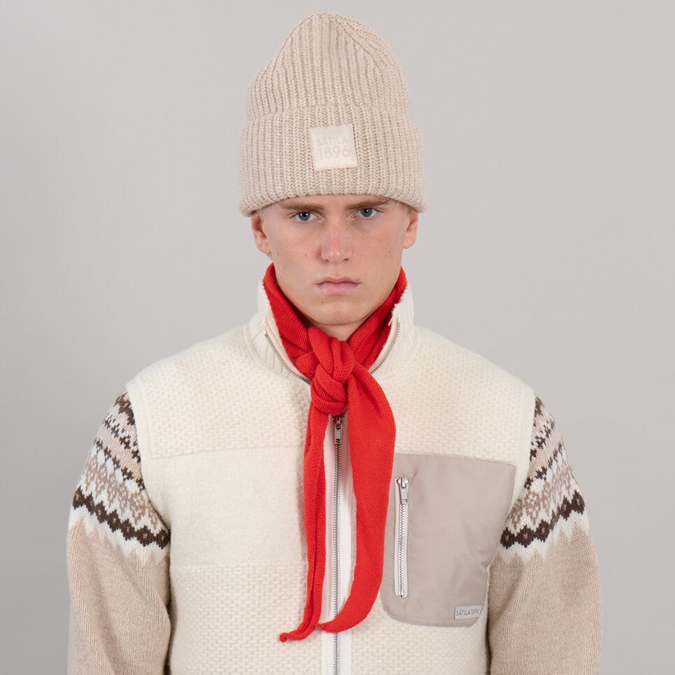 Elis triangle scarf