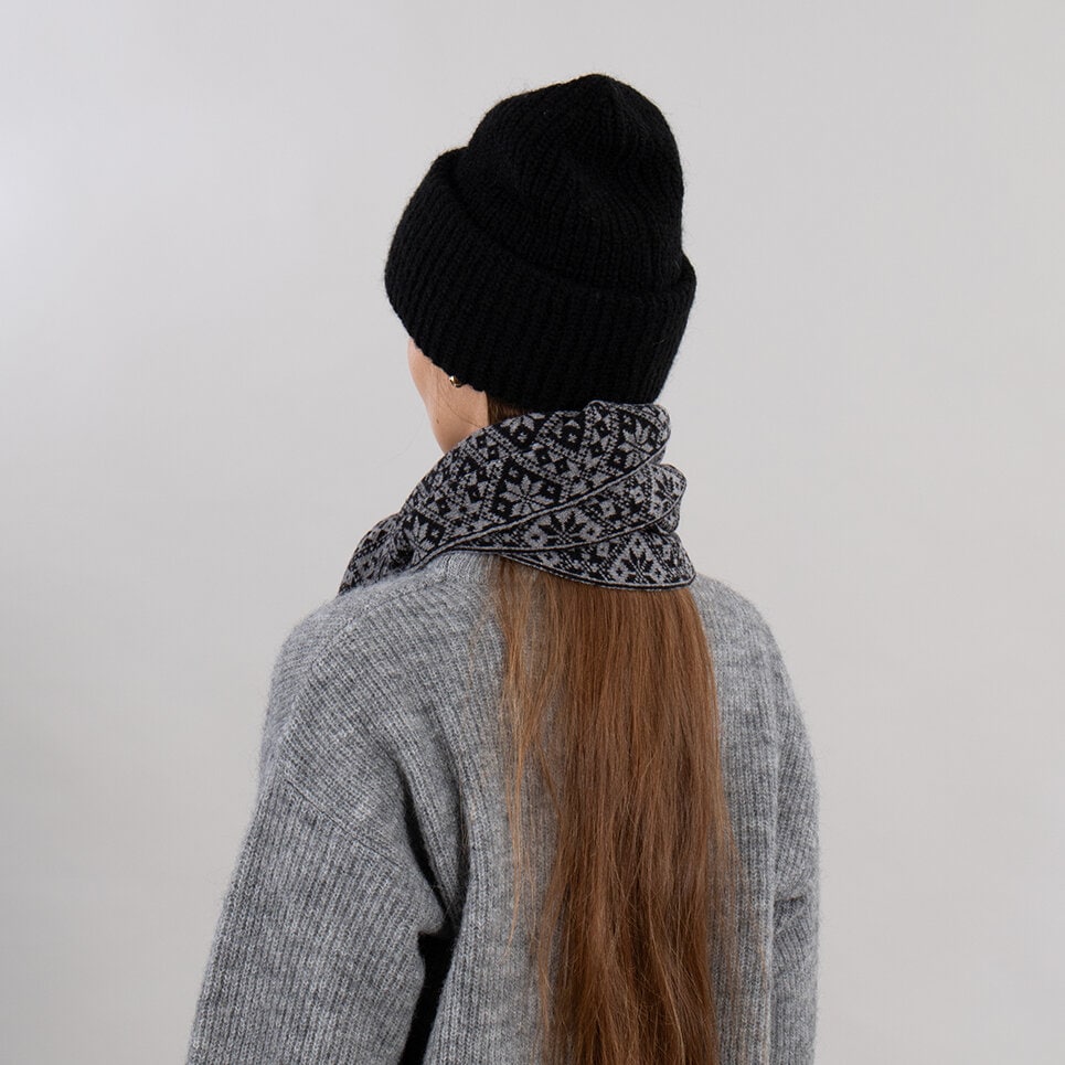 Grace scarf