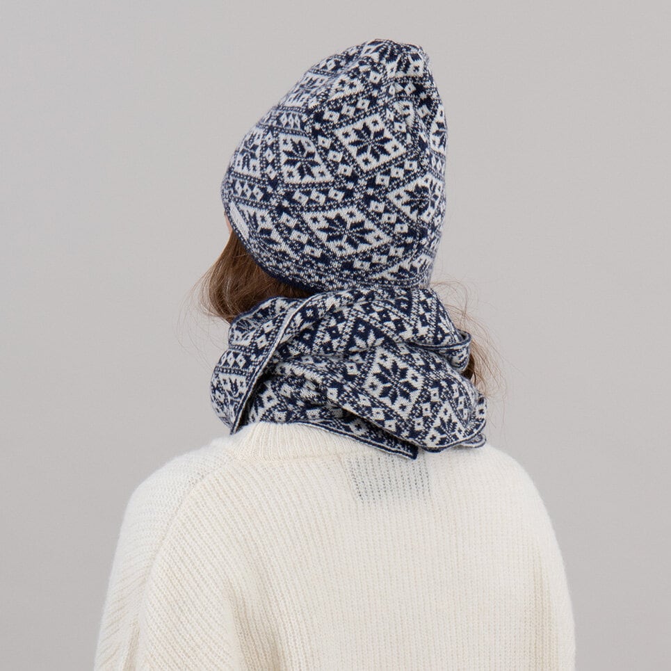 Grace scarf