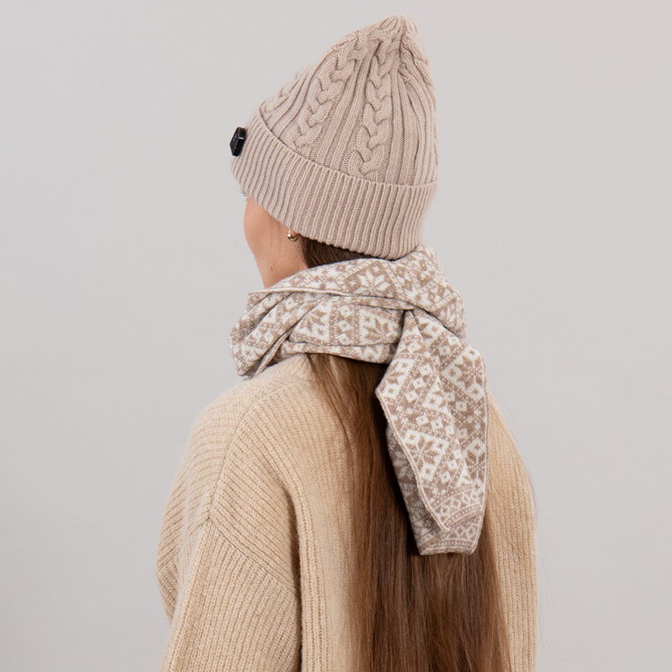 Grace scarf